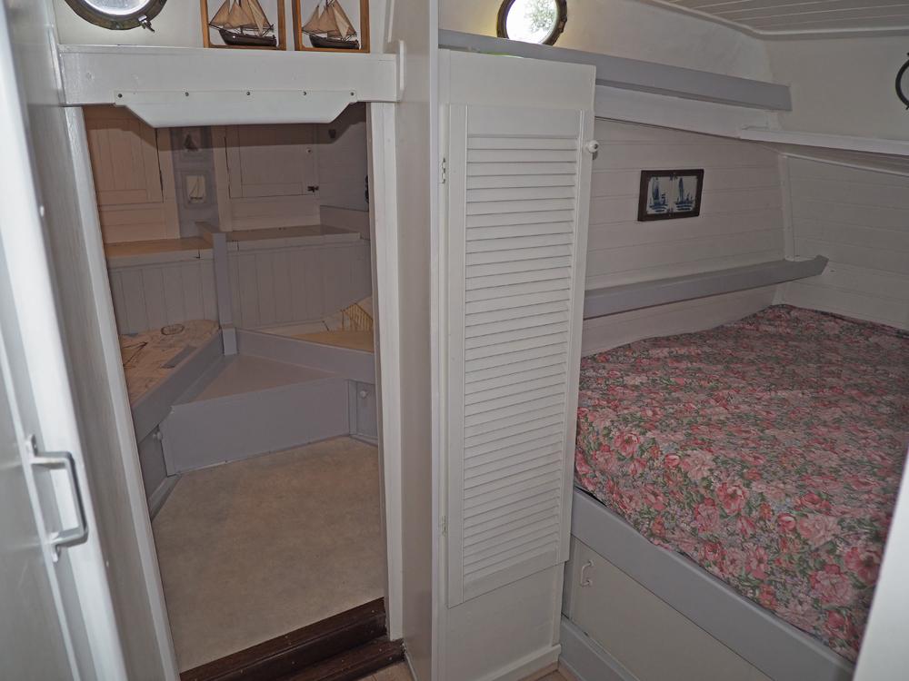 Fore ship, Accommodation